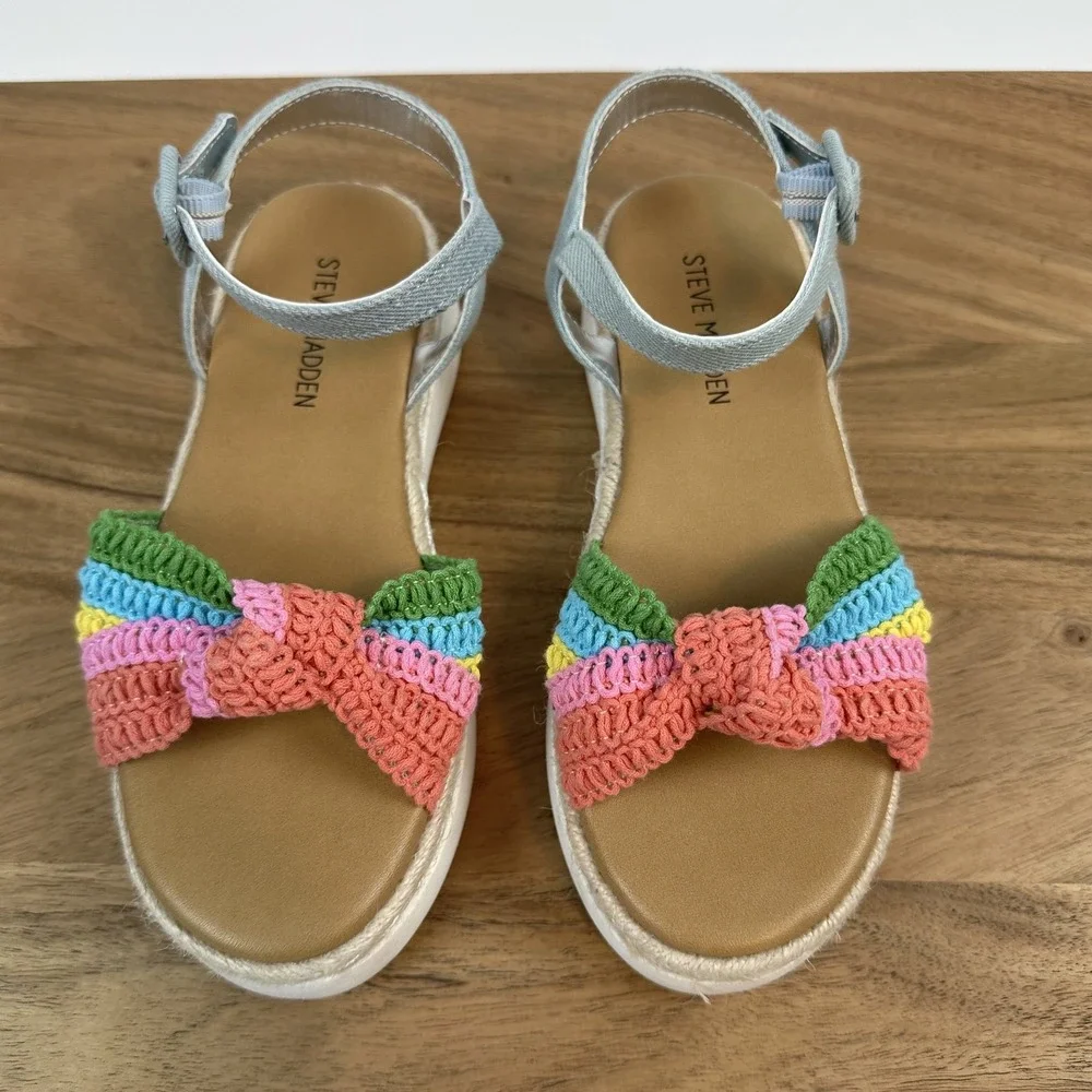 New NWOB Big Kids Steve Madden Jameliaa Woven Rainbow Slingback Sandals Size 1 Y